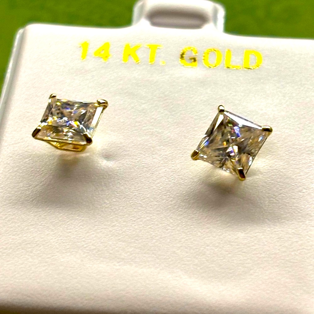 14 Kt Gold Stud Earrings Real Gold